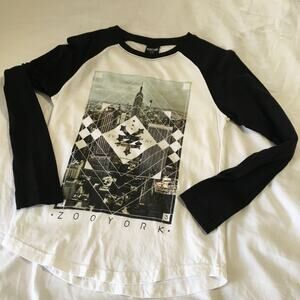 Zoo York Small (8) Baseball Style Long-Sleeved Women's Graphic Skater T-Shirt